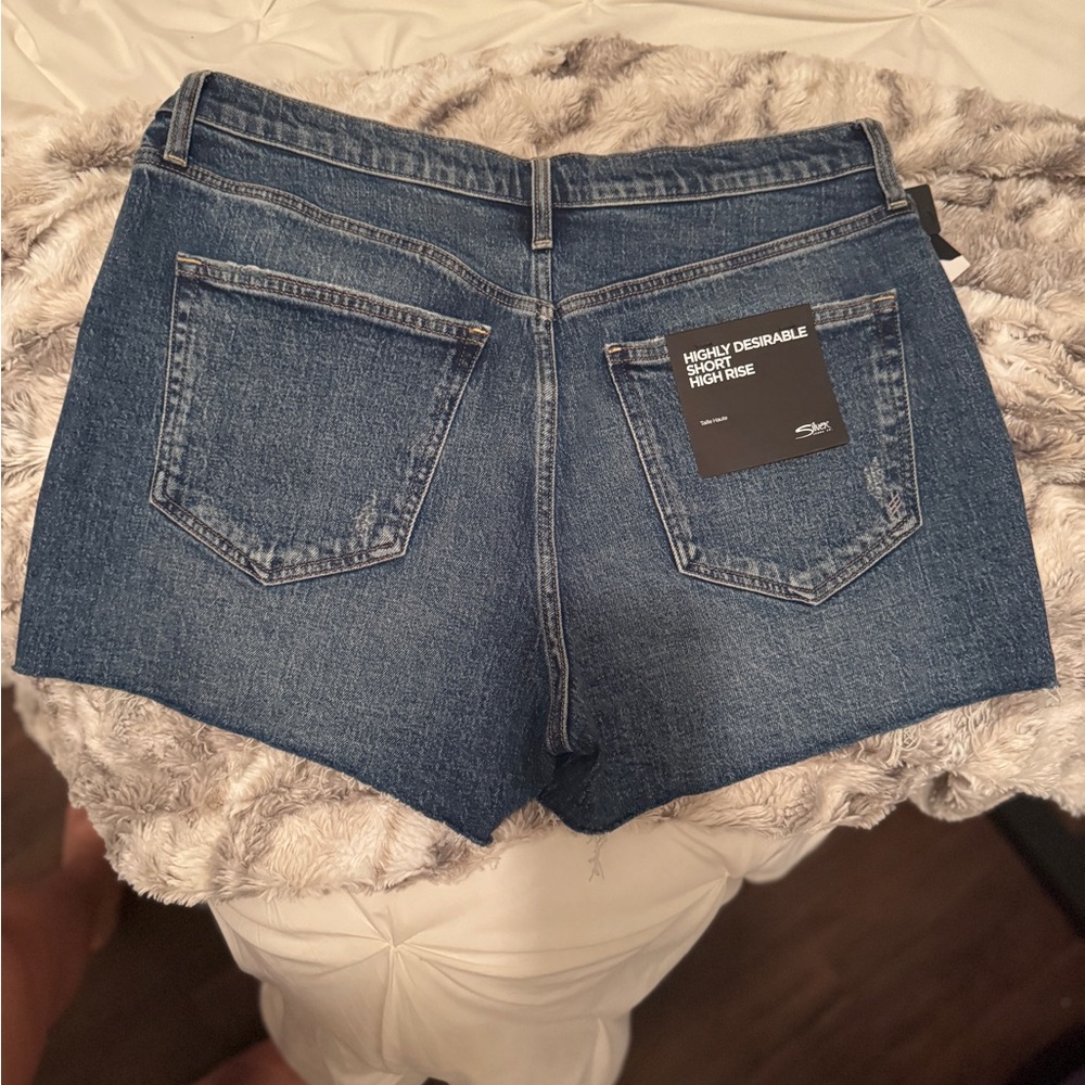 Silver Jeans Blue Distressed Jean Shorts - Picture 2 of 4